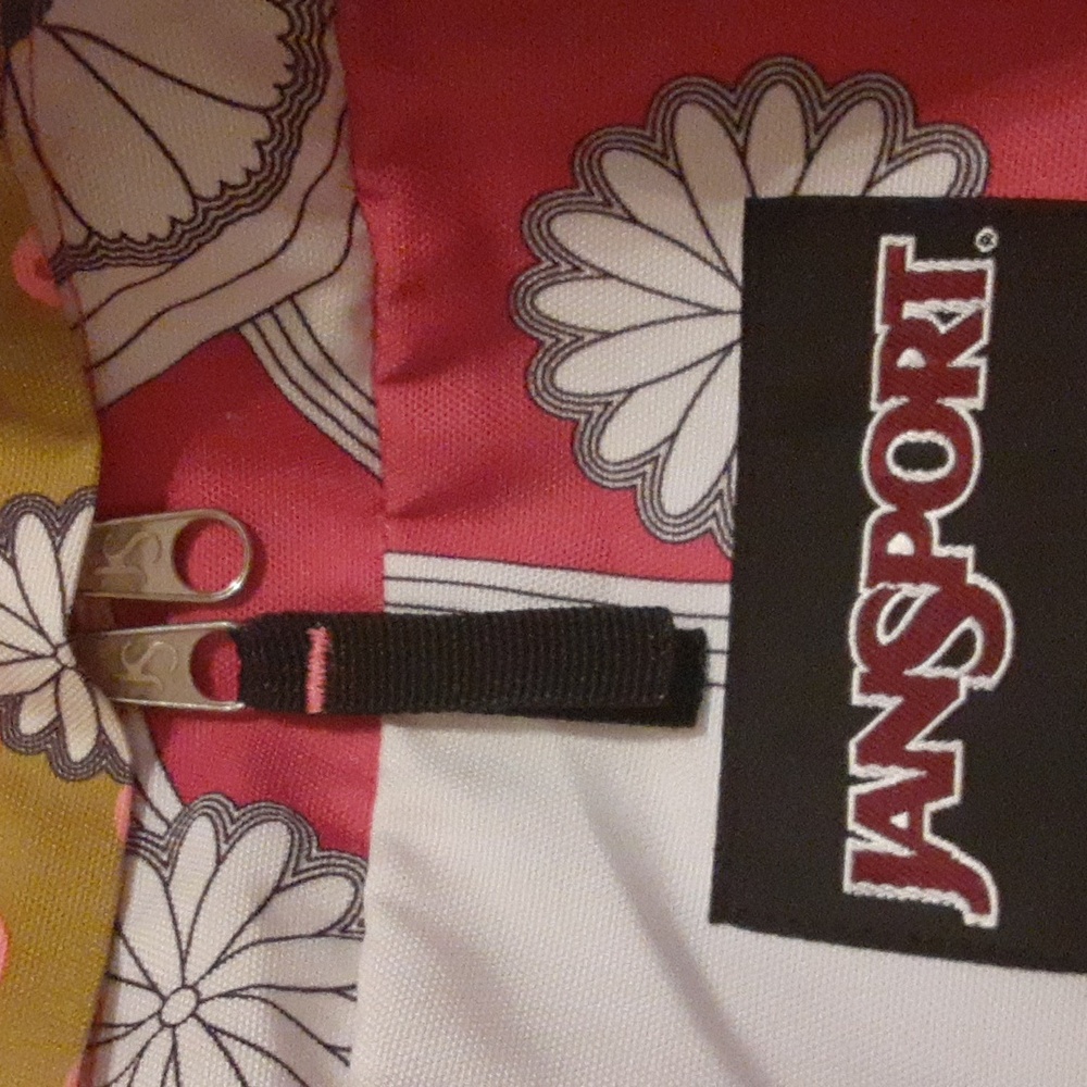 Euc! Jansport - Picture 2 of 6